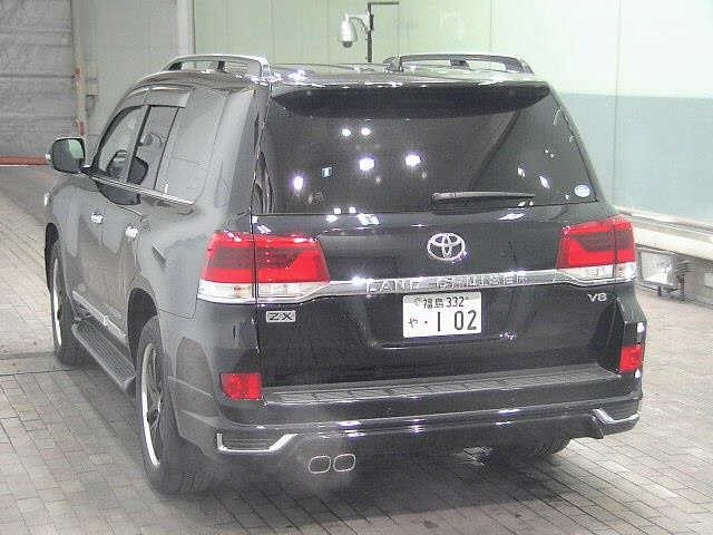 Import and buy TOYOTA LAND CRUISER 2018 from Japan to Nairobi, Kenya