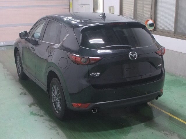 Import and buy MAZDA CX-5 2019 from Japan to Nairobi, Kenya