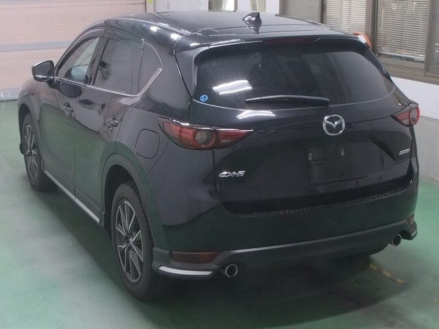 Import and buy MAZDA CX-5 2018 from Japan to Nairobi, Kenya