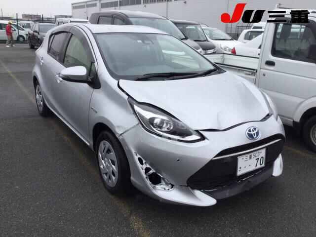 Import and buy TOYOTA AQUA 2018 from Japan to Nairobi, Kenya