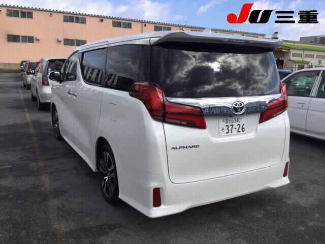 Import and buy TOYOTA ALPHARD 2018 from Japan to Nairobi, Kenya