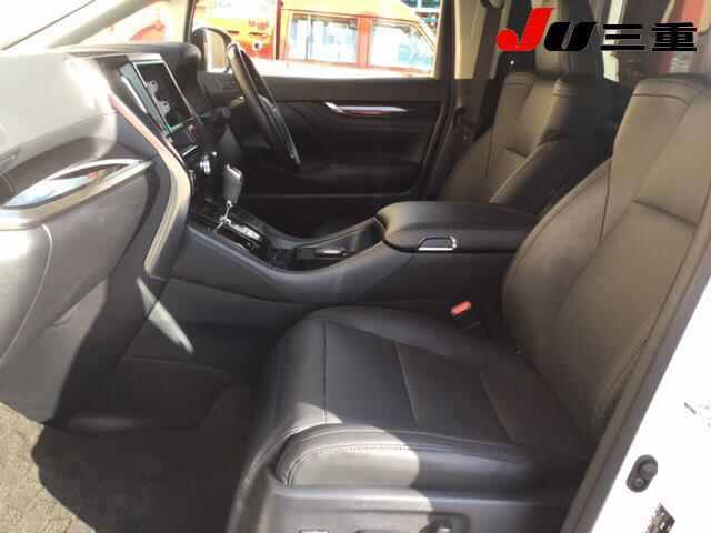 Import and buy TOYOTA ALPHARD 2018 from Japan to Nairobi, Kenya