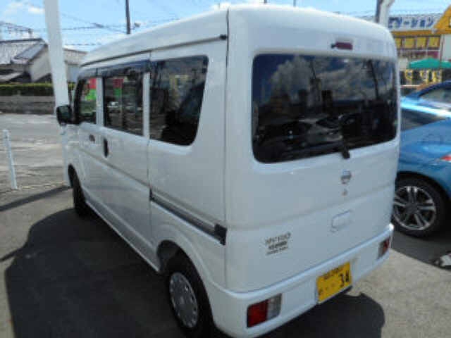 Import and buy NISSAN CLIPPER VAN 2017 from Japan to Nairobi, Kenya