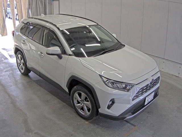 Import and buy TOYOTA RAV4 2019 from Japan to Nairobi, Kenya