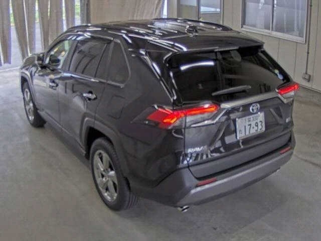 Import and buy TOYOTA RAV4 2020 from Japan to Nairobi, Kenya