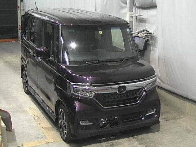 Import and buy HONDA N BOX 2017 from Japan to Nairobi, Kenya