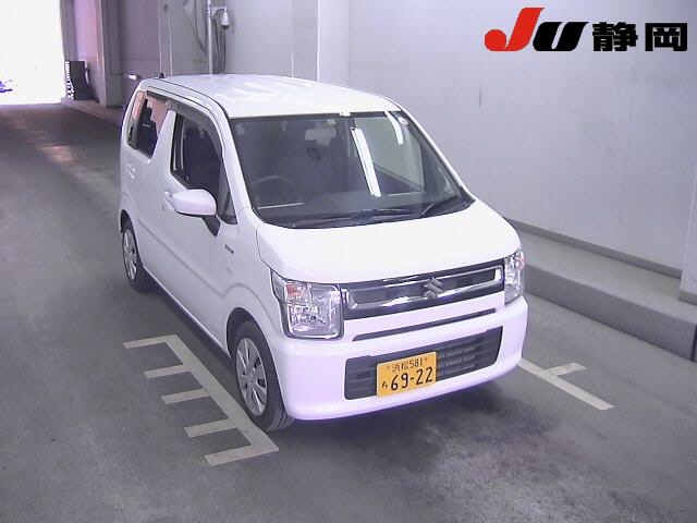 Import and buy SUZUKI WAGON R 2017 from Japan to Nairobi, Kenya