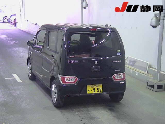 Import and buy SUZUKI WAGON R 2017 from Japan to Nairobi, Kenya