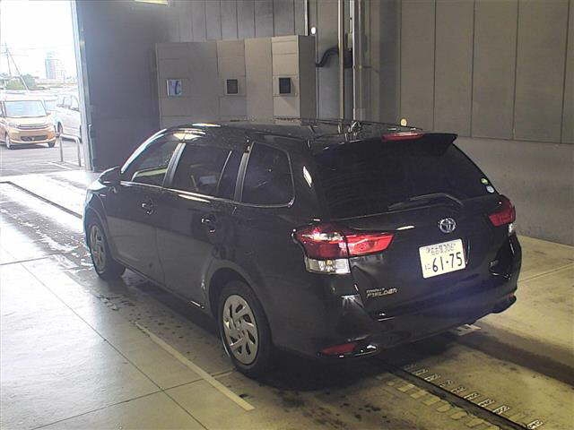 Import and buy TOYOTA COROLLA FIELDER 2018 from Japan to Nairobi, Kenya