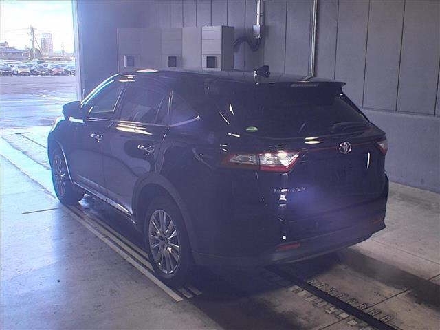 Import and buy TOYOTA HARRIER 2018 from Japan to Nairobi, Kenya