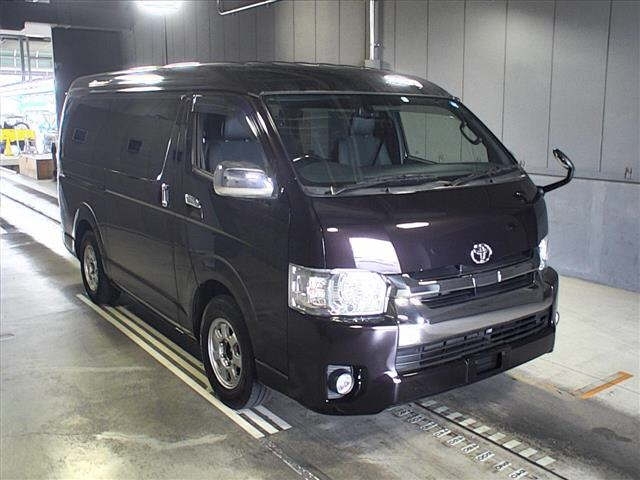 Import and buy TOYOTA HIACE VAN 2018 from Japan to Nairobi, Kenya