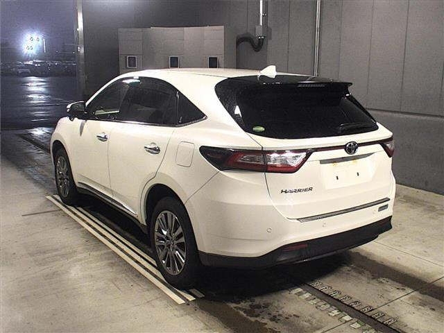 Import and buy TOYOTA HARRIER 2018 from Japan to Nairobi, Kenya