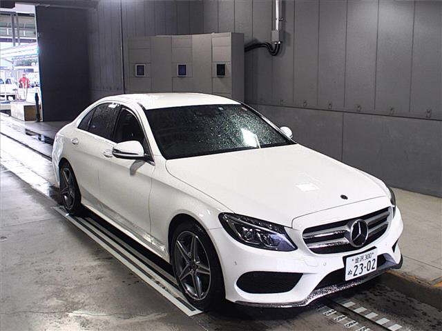 Import and buy MERCEDES BENZ C CLASS 2018 from Japan to Nairobi, Kenya