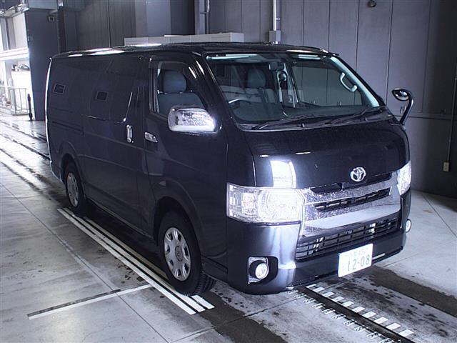 Import and buy TOYOTA HIACE VAN 2017 from Japan to Nairobi, Kenya