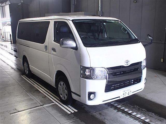 Import and buy TOYOTA HIACE VAN 2017 from Japan to Nairobi, Kenya