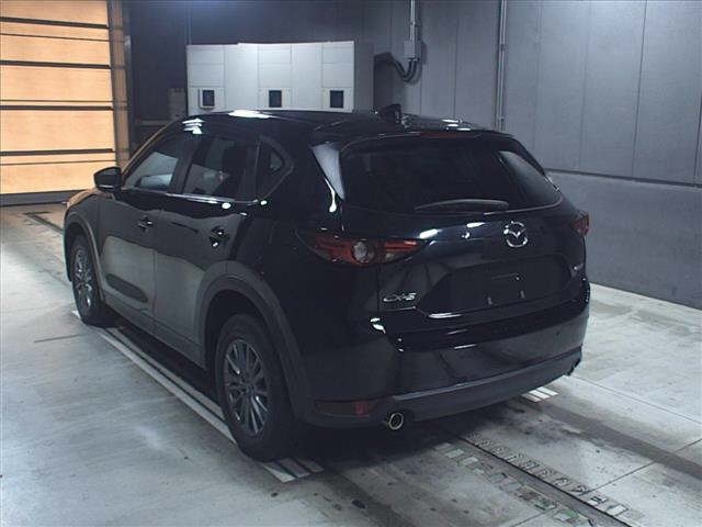 Import and buy MAZDA CX-5 2017 from Japan to Nairobi, Kenya