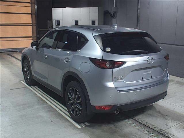 Import and buy MAZDA CX-5 2017 from Japan to Nairobi, Kenya