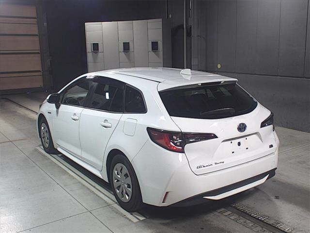 Import and buy TOYOTA COROLLA TOURING 2020 from Japan to Nairobi, Kenya