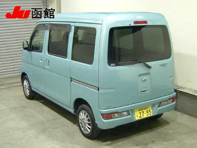 Import and buy DAIHATSU HIJET VAN 2018 from Japan to Nairobi, Kenya