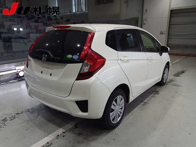 Import and buy HONDA FIT 2017 from Japan to Nairobi, Kenya