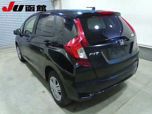 Import and buy HONDA FIT 2018 from Japan to Nairobi, Kenya