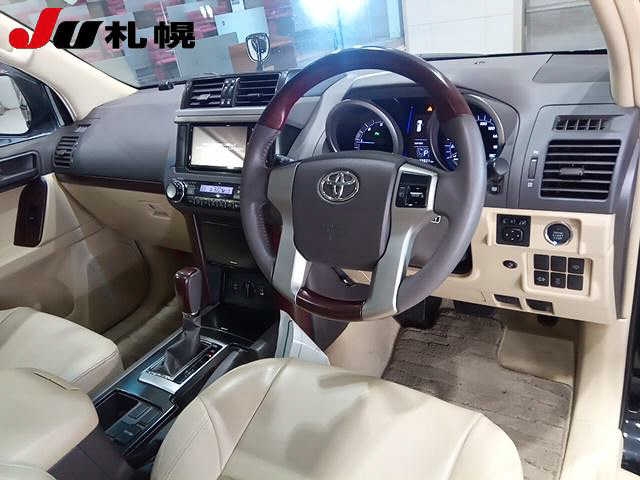 Import and buy TOYOTA LAND CRUISER PRADO 2017 from Japan to Nairobi, Kenya