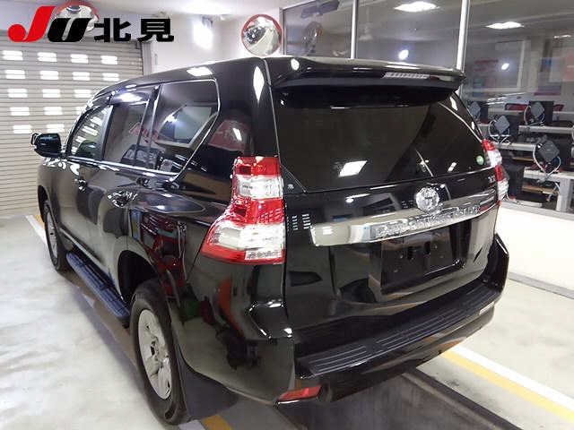 Import and buy TOYOTA LAND CRUISER PRADO 2017 from Japan to Nairobi, Kenya