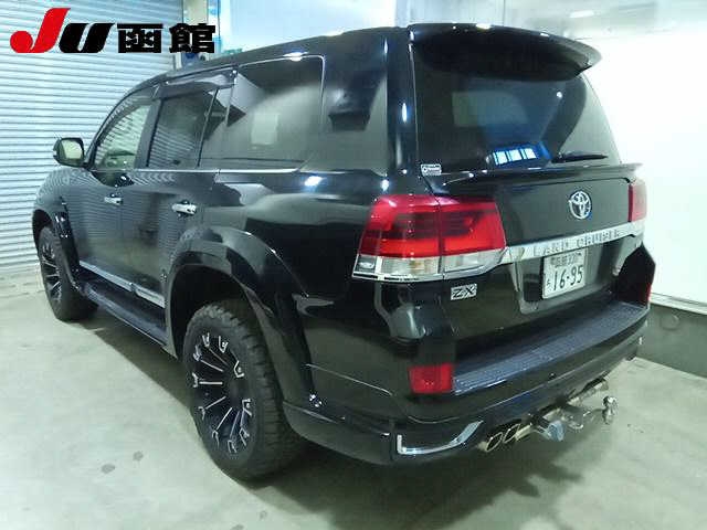 Import and buy TOYOTA LAND CRUISER 2017 from Japan to Nairobi, Kenya