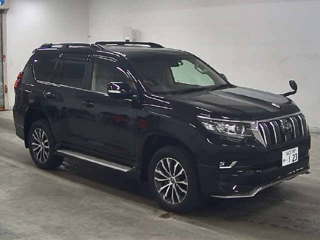 Import and buy TOYOTA LAND CRUISER PRADO 2019 from Japan to Nairobi, Kenya