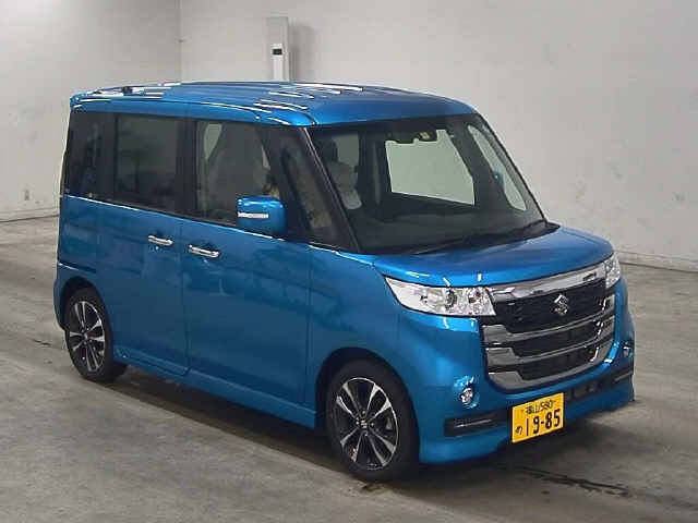 Import and buy SUZUKI SPACIA 2018 from Japan to Nairobi, Kenya