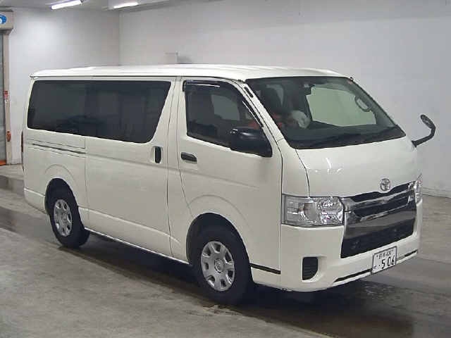 Import and buy TOYOTA HIACE VAN 2017 from Japan to Nairobi, Kenya