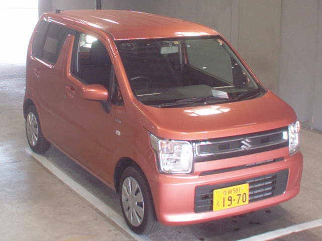 Import and buy SUZUKI WAGON R 2017 from Japan to Nairobi, Kenya