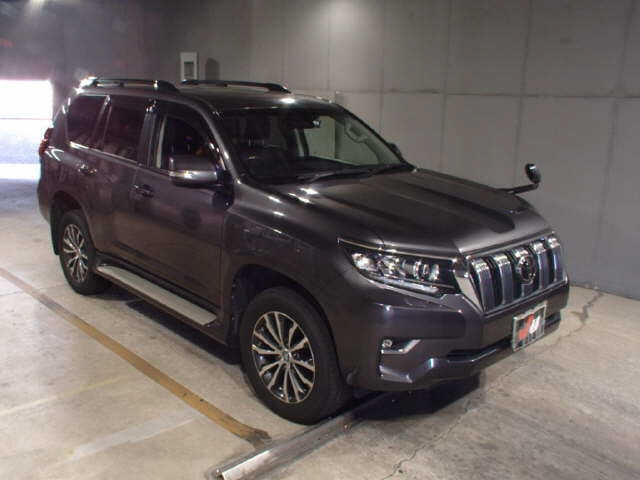 Import and buy TOYOTA LAND CRUISER PRADO 2019 from Japan to Nairobi, Kenya