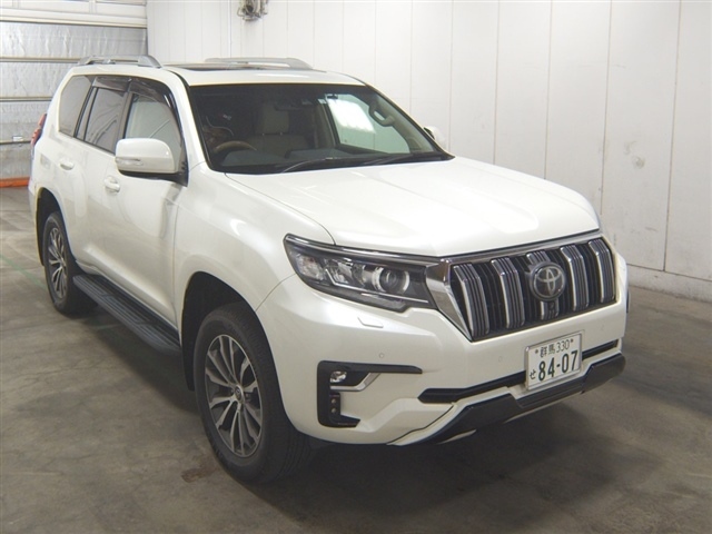 Import and buy TOYOTA LAND CRUISER PRADO 2018 from Japan to Nairobi, Kenya