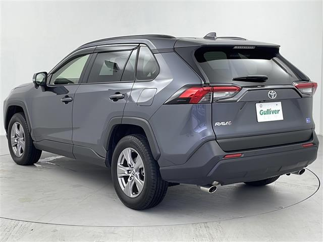 Import and buy TOYOTA RAV4 2022 from Japan to Nairobi, Kenya