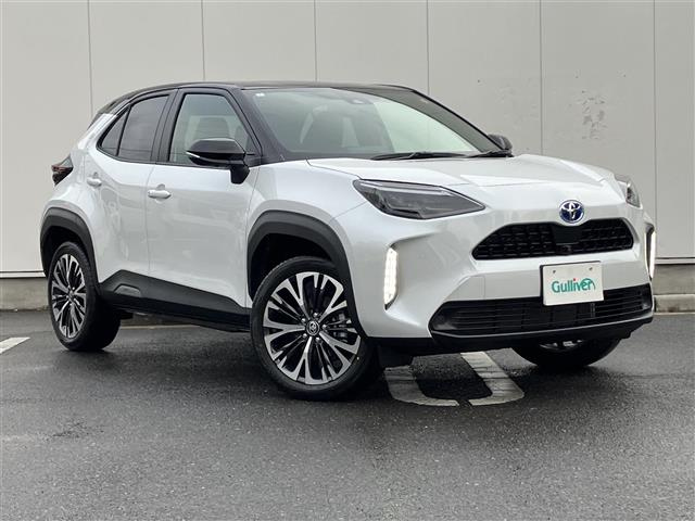 Import and buy TOYOTA YARIS CROSS 2024 from Japan to Nairobi, Kenya