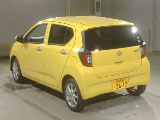 Import and buy DAIHATSU MIRA E S 2017 from Japan to Nairobi, Kenya