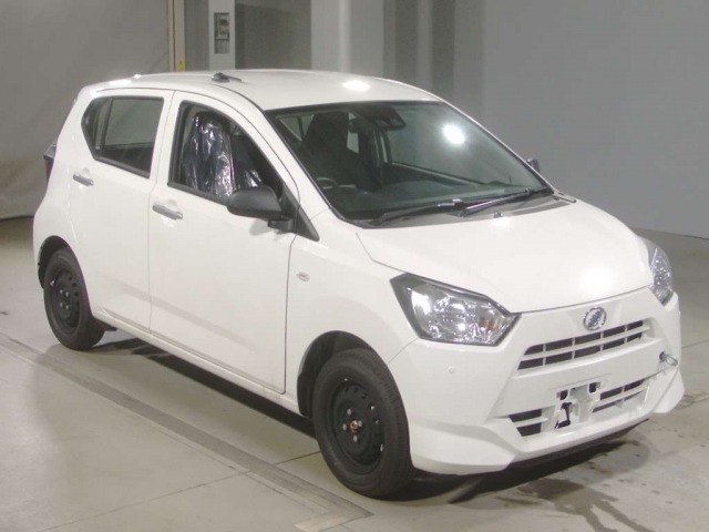 Import and buy DAIHATSU MIRA E S 2018 from Japan to Nairobi, Kenya