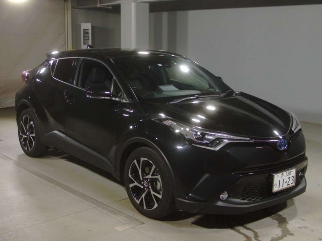 Import and buy TOYOTA C-HR 2017 from Japan to Nairobi, Kenya