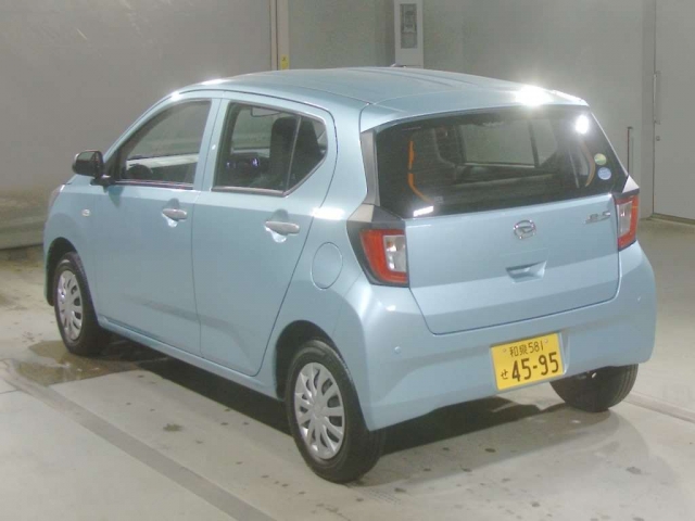 Import and buy DAIHATSU MIRA E S 2017 from Japan to Nairobi, Kenya