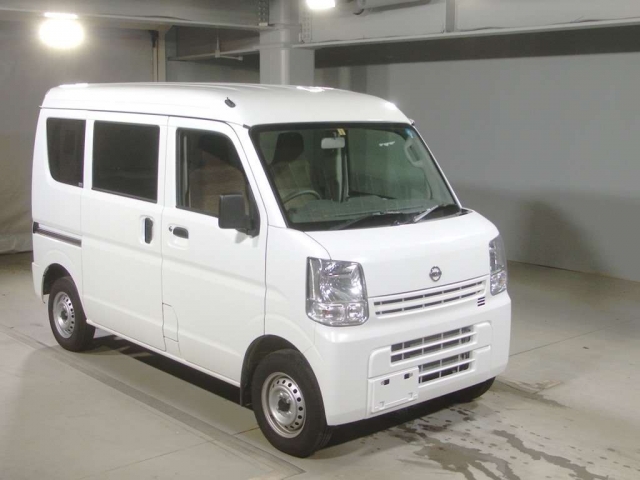 Import and buy NISSAN CLIPPER VAN 2018 from Japan to Nairobi, Kenya