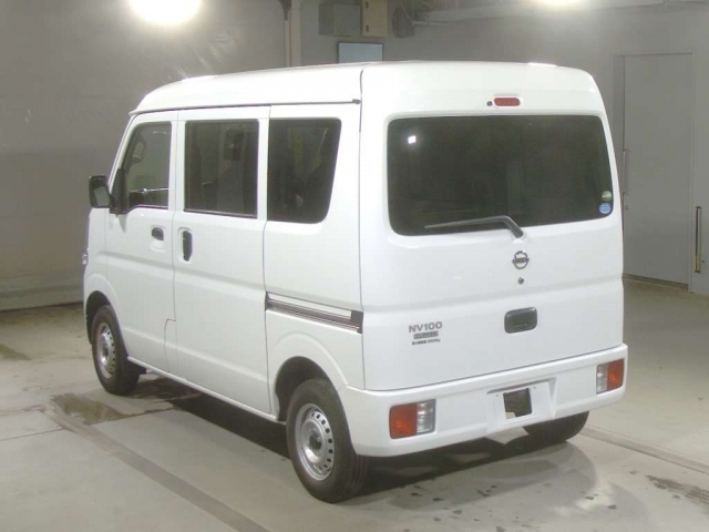 Import and buy NISSAN CLIPPER VAN 2018 from Japan to Nairobi, Kenya