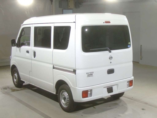 Import and buy NISSAN CLIPPER VAN 2018 from Japan to Nairobi, Kenya