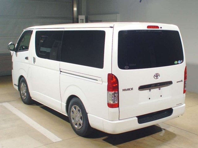 Import and buy TOYOTA HIACE VAN 2017 from Japan to Nairobi, Kenya