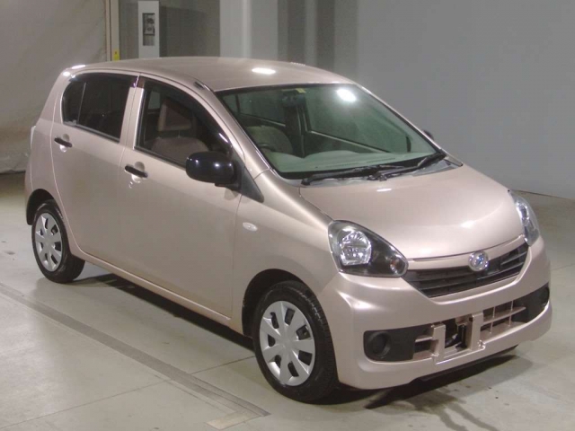 Import and buy DAIHATSU MIRA E S 2017 from Japan to Nairobi, Kenya