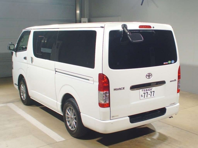 Import and buy TOYOTA HIACE VAN 2017 from Japan to Nairobi, Kenya