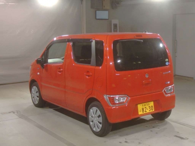 Import and buy SUZUKI WAGON R 2017 from Japan to Nairobi, Kenya