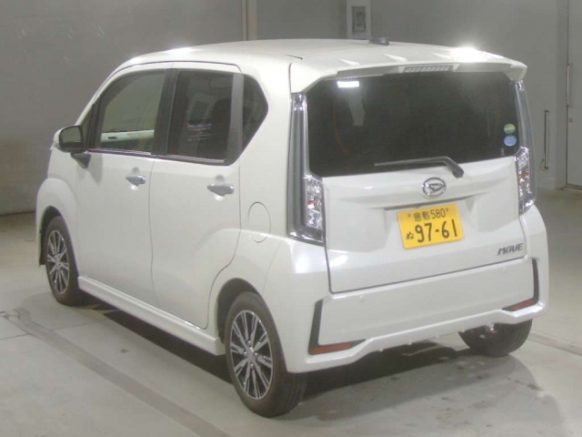 Import and buy DAIHATSU MOVE 2017 from Japan to Nairobi, Kenya