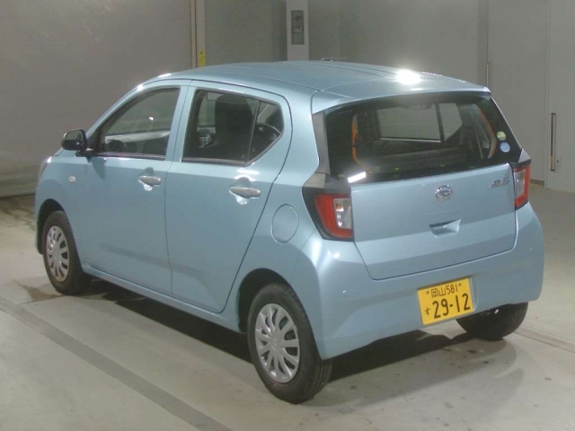 Import and buy DAIHATSU MIRA E S 2017 from Japan to Nairobi, Kenya