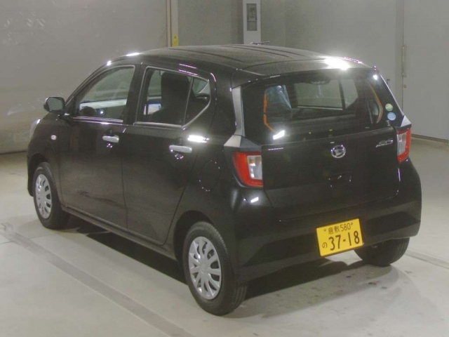 Import and buy DAIHATSU MIRA E S 2018 from Japan to Nairobi, Kenya